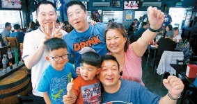 LA한인타운에도 수퍼보울 열기 후끈