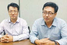 차드에 고기 잡는 법 가르쳐요