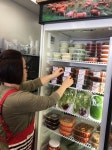 (코리아타운뉴스) “Is this a meat shop or a grocery store?”