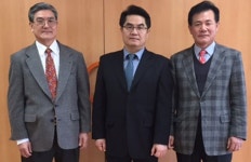  한인회관을 복지 센터로 만들겠습니다 