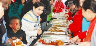  커뮤니티 속으로 파고든 한국 문화 