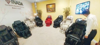  꾸준한 매출 증가…효자상품 마사지체어  