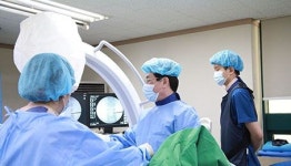  척추관협착증 환자 증가 추세, 복합적 원인 해결해야 치료 가능 