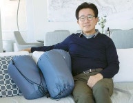  모든 홈리스에 슬리핑백 나눠주고 싶어 