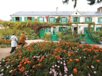  꽃과 빛을 사랑한 모네의 43년 그림 속 마을 