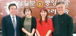 "처음 신앙 가졌을 때 부르던 노래를 함께"