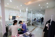 성남임플란트 서민플란트치과 심원근 원장