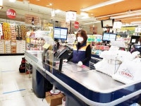 “H-Mart는 고객 안전이 최우선입니다”