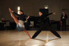 내셔널 댄스스포츠 선수권에서 한인 부부 2관왕