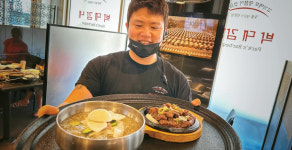 매출 2배 껑충, 타운 ‘냉면 대결’