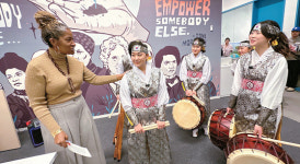 홀리 미첼 수퍼바이저 한인타운에 사무실