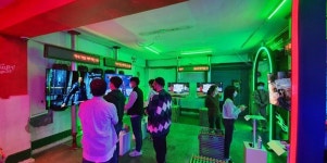 [익스피리언슈머가 돌아온다③] 첨단과 복고의 만남…LG전자가 오락실 연 이유