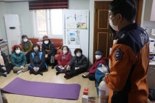 고양소방서, 경로당 소방안전교육...이경호 서장 화재취약계층의 대처능력 필요