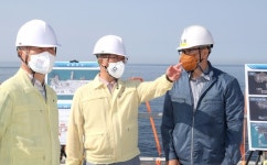 문금주 전남도지사 권한대행, 신안 가거도항 방파제공사 현장 점검