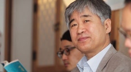 방현석 작가, ‘범도’로 평산책방 사인회...어떤 작품인가