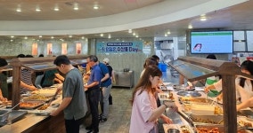 창원시청 구내식당 水요일엔 수산물 Day 캠페인 진행