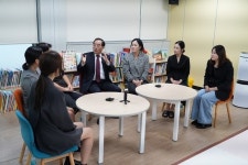 하윤수 부산교육감, 명지늘봄전용학교 찾아 학부모와 현장 소통