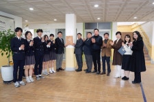 제주도교육청, 인성교육 우수 학교 세화중학교 선정…표창 수여·현판식 가져