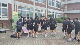 칠곡 북삼중학교, ‘단디데이’ 아침 등굣길 맞이 행사 실시