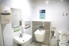 고신대복음병원, 부산 최초 장루 환자 맞춤형 화장실 마련