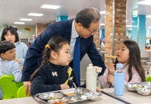 김석준 부산시교육감, 새 학기 급식 특별점검…“안전한 학교급식 최우선”