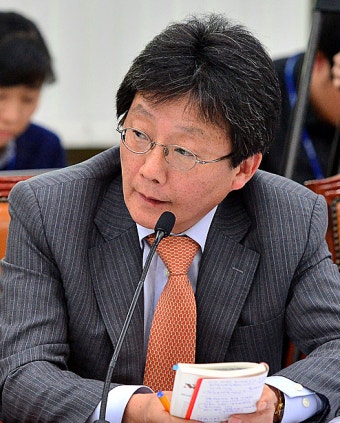 새누리당 유승민,  27일 원내대표 경선 출마선언