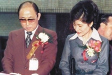 박근혜 구국선교단 총재 앉힌 뒤엔 돈천지였다 조순제 녹취록 공개