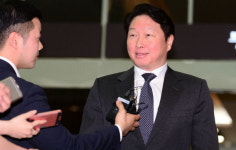 최태원 SK 회장, 금산 분리...SK증권 지분 전량 공개 매각 추진