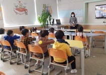 교통안전 우리 스스로 지킬게요