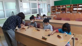 알록달록 클레이로 오감 깨웠어요