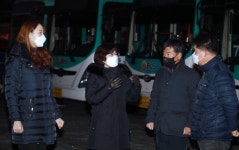 김보라 안성시장, 2021년 새해 시내버스 첫차 운행 격려로 업무시작