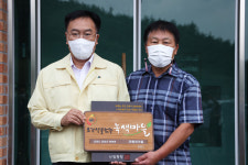 양양군, 현북면 38평화마을 소각산불 없는 녹색마을  현판식