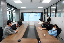 [포토단신] 홍천군 서면 대곡초 6명, 홍천군청 견학