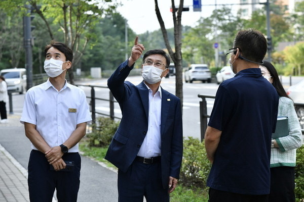 ?src=http%3A%2F%2Fimgnews.naver.net%2Fimage%2F5294%2F2021%2F09%2F10%2F0000223687_005_20210910064822119.jpg&type=sc960_832