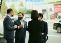 화성시의회 원유민 의장, 반송동 교통관련 민원 현장방문