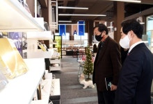 신기남 도서관정보정책위원회 위원장, 의정부음악도서관 방문