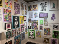 [전시] 영화 기생충 다송이 자화상 원작자 지비지 개인전 이달 31일까지 꼴라보하우스 도산