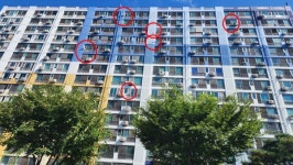 [기획] 광복절, 경북 영천시 국기 게양 실태 점검...오염·훼손·국기법 위반 등 한마디로 빵점
