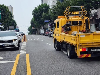 [위클리오늘] 강남 언주역 12일 이어 또 씽크홀…차병원사거리→교보타워 교통통제
