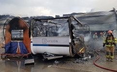 [위클리오늘] 영천 채신공단 한 캠핑카 제조공장서 화재...공장 두 동 전소
