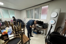 [위클리오늘] 구리시, 관내 경로당 환경정비 봉사 나서