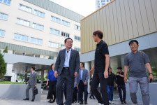 [위클리오늘] 신경호 강원특별자치도교육감, 신동초등학교 이전 공사 현장 방문