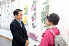 [위클리오늘] 의정부시의회, 의정부노인종합복지관 제20회 회룡시니어전시회 참석