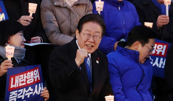 윤석열 전 대통령, 건강 이유로 내란 우두머리 혐의 재판 불출석
