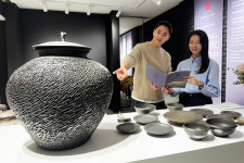 [위클리오늘] 갤러리아백화점, 한미요배씨토가 퓨어세라 팝업스토어 운영