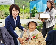 [위클리오늘] 청도군 각북면·풍각면 등 각 읍면...어버이날 맞아 카네이션으로 효사랑