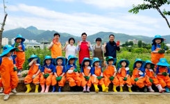 [위클리오늘] 양평군, 어린이집 대상 꽃 심기 행사 개최…자연의 소중함 체험 기회 제공