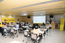 [위클리오늘] 부산 동래구, 사각사각 페이스쿨 시니어 디지털 금융교육 운영