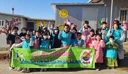 [위클리오늘] 경북 영천, 아이들 손끝이 밝힌 경로당… 세대를 잇는 따뜻한 벽화