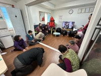 [위클리오늘] 경주시 월성동 최병조 동장, 설맞이 경로당 방문 ... 소통의 시간 가져